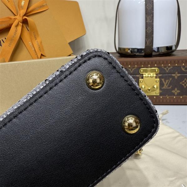 2026120164256697 830